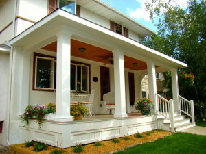 caa14f100fdfe853_4067-w660-h495-b0-p0--traditional-porch