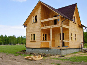 Быстрое строительство – дом из бруса